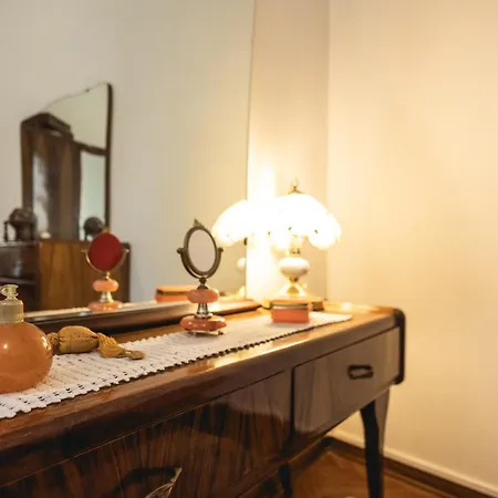 Retro Vintage, Centro Storico Ztl Pass Free * Ravenna