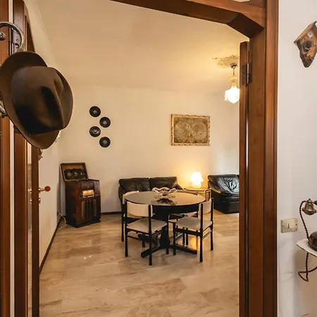 Retro Vintage, Centro Storico Ztl Pass Free * Ravenna